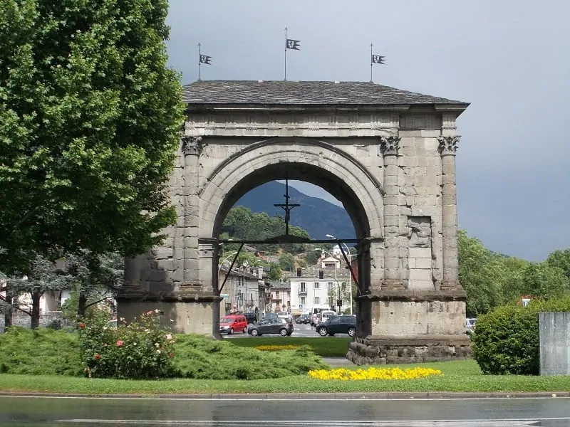 Arco di Augusto Aosta